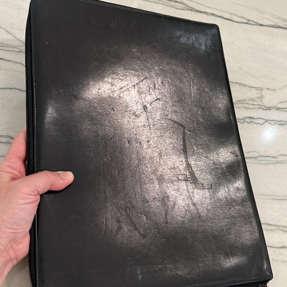 Vintage Authentic PRADA Black Leather Document Holder w/ Zipper - Picture 6 of 16